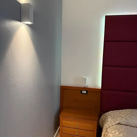 Venice Con Colonnine Elettriche