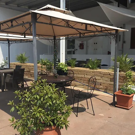 Venice Con Colonnine Elettriche 3*