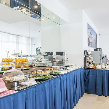 Hotel Venice Con Colonnine Elettriche 3*