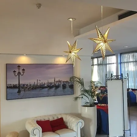 Venice Con Colonnine Elettriche Ξενοδοχείο 3*